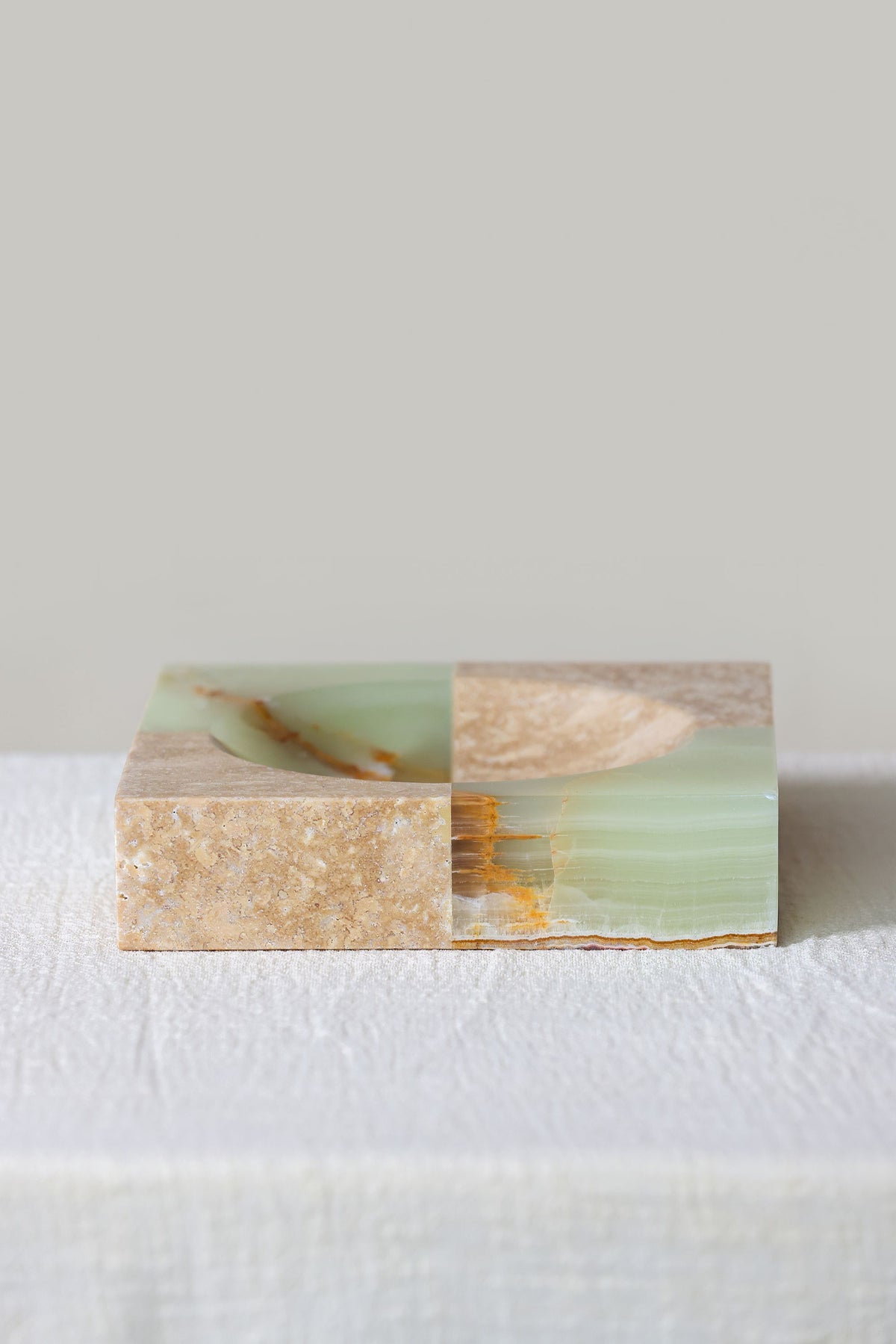 Cavo Ashtray - Green Onyx & Travertino